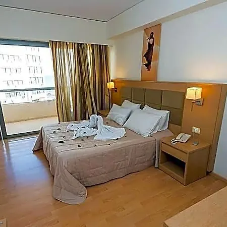 Lomeniz Otel
